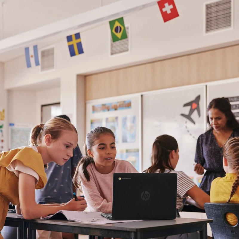 Laptop HP ChromeBook 11A G6 EE / 6HL33EA / AMD A4-9120 / 4GB / eMMC 16GB / AMD Radeon / HD / Chrome OS / Szary