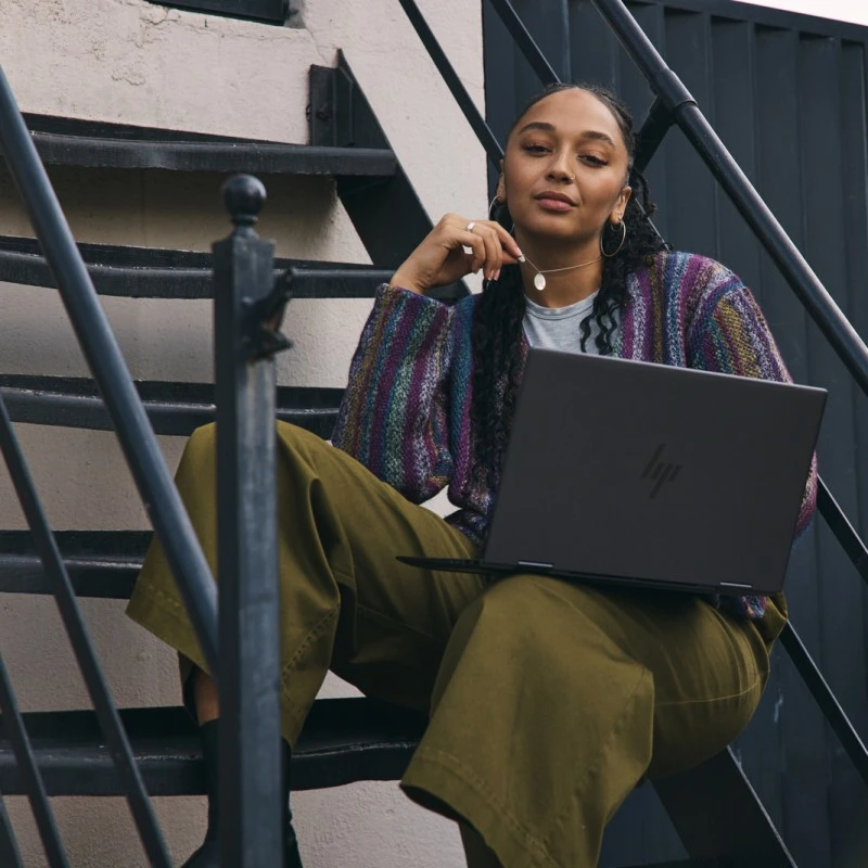 Laptop 2w1 HP Envy x360 15-fh0000nv / 81N81EA / Ryzen 7 / 16GB / SSD 512GB / AMD Radeon / FullHD / Dotyk / Win 11 / Czarny