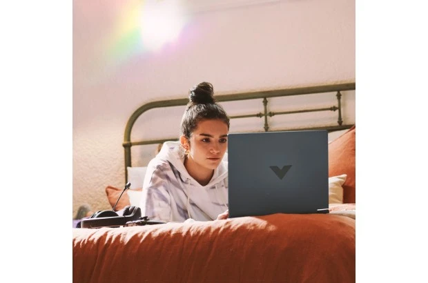 Laptop do gier HP Victus 15-fb1002ne / 8L9N8EA / Ryzen 5 / 8GB / SSD 512GB / Nvidia RTX 2050 / FullHD / Win 11 / Czarny