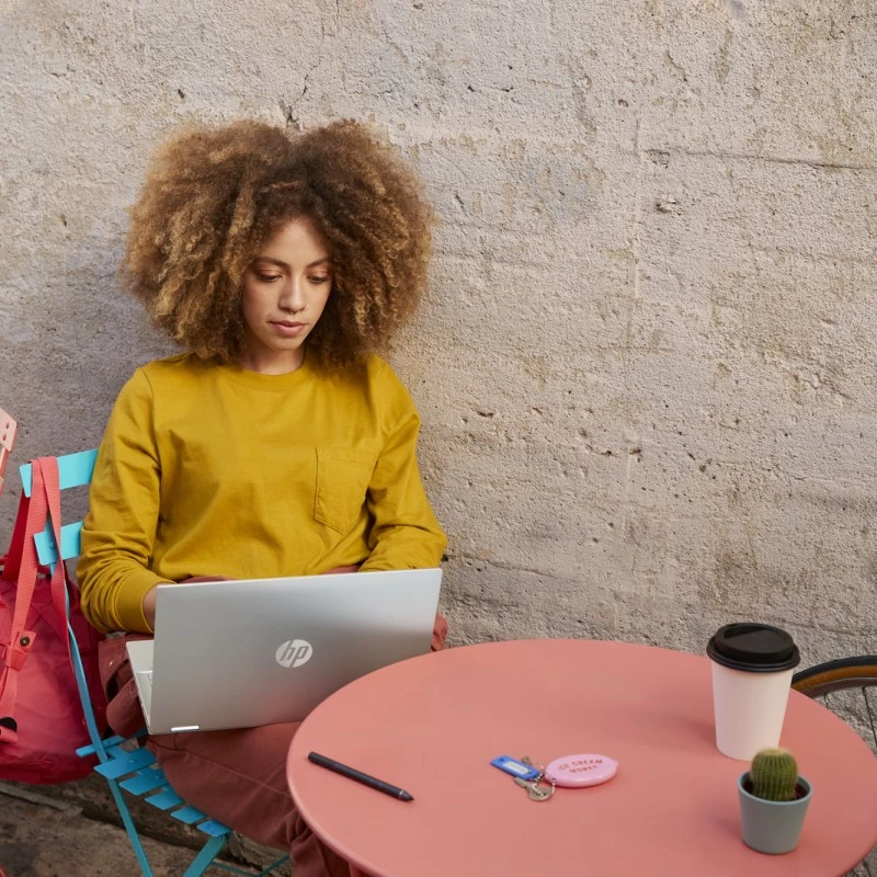 Laptop 2w1 HP Pavilion x360 14-dw1013dx / 7Y982UA / Intel i5-11 / 32GB / SSD 2 TB / Intel Xe / FullHD / Dotyk / Win 11 / Złoty