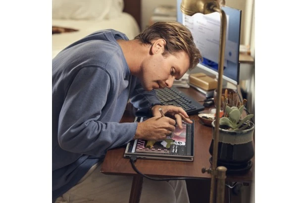 Laptop 2w1 HP ENVY x360 15-fe0053dx / 7H9Y3UA / Intel i7-13 / 16GB / SSD 512GB / Intel Xe / FullHD / Dotyk / Win 11 / Srebrny