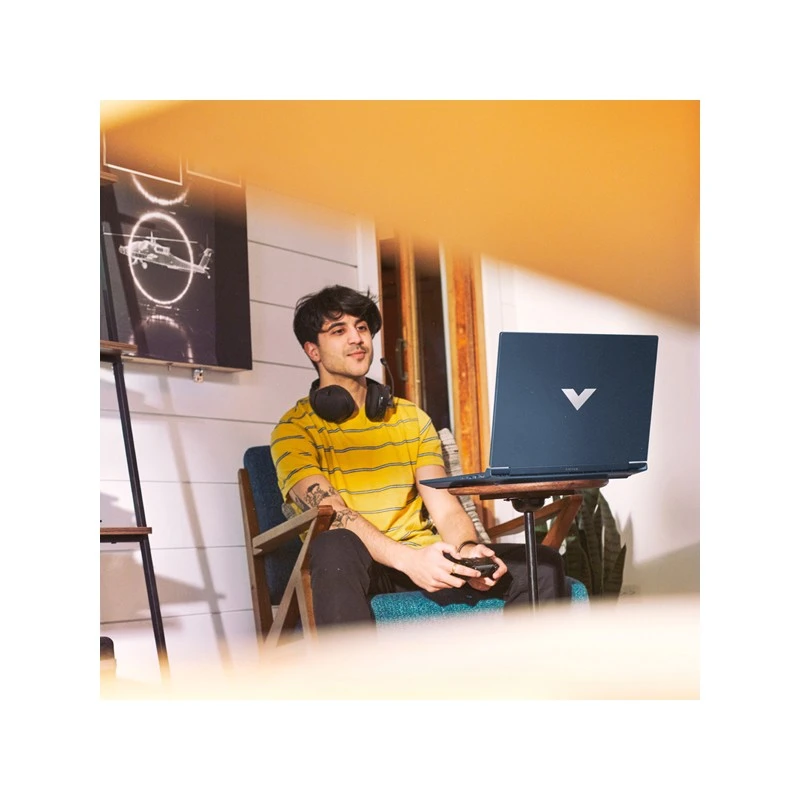 Laptop HP Victus 15-fa1776ng / 87C66EA / Intel i7-13 / 16GB / SSD 512GB / Nvidia RTX 4050 / FullHD / 144Hz / Win 11 / Niebieski