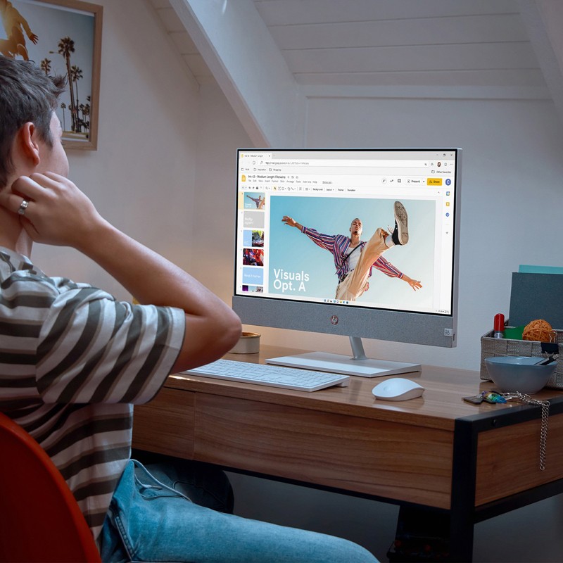 Komputer AIO HP Pavilion 24-ca2002na / 8B512EA / Intel i5-13 / 16GB / SSD 1TB / Intel UHD / FullHD / Win 11 / Biały