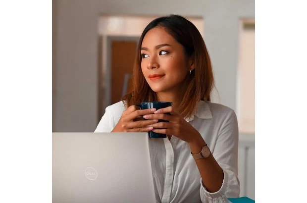 Laptop 2w1 Dell Inspiron 7430 / INS0159504 / Intel Core i7-13 / 16GB / SSD 1TB / Intel Xe / FullHd / Dotyk / Win 11 / Srebrny