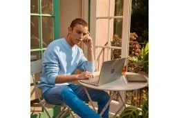 Laptop HP 15-fd0023na / 84T86EA / Intel N200 / 8GB / UFS 128GB / Intel UHD / HD / Win 11 / Czarny