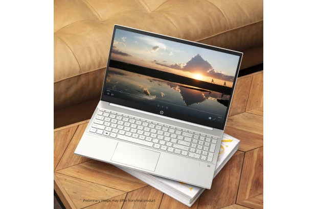 Laptop HP Pavilion 15-eh3003nw / 81T64EA / AMD Ryzen 5 / 16GB / SSD 512GB / AMD Radeon / Win 11 / Srebrny