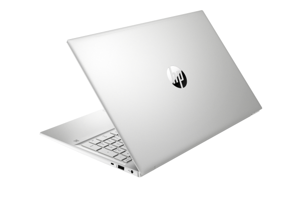 Laptop HP Pavilion 15-eh3134nw / 8F739EA / AMD Ryzen 5 / 16GB / SSD 512GB / AMD Radeon / Win 11 / Srebrny