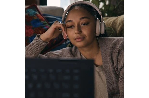 Laptop 2w1 HP Envy x360 15-fh0003nw / 88C67EA / AMD Ryzen 5 / 16GB / SSD 512GB / AMD Radeon / FullHD / Dotyk / Win 11