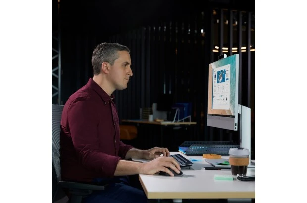 All in One HP EliteOne 840 G9 24" / 7B0R6EA / Intel i7-12 / 32GB / SSD 512GB / Intel UHD / FullHD / Win 11 Pro