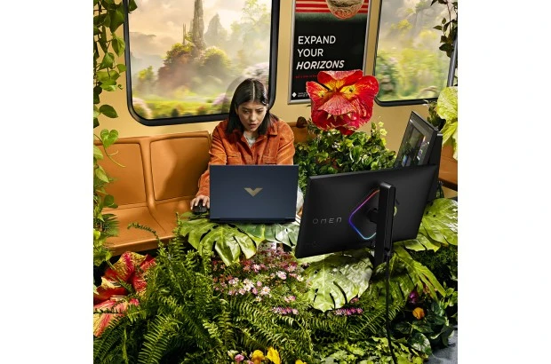 Gamingowy Laptop HP Victus 16-s0177ng / 8L366EA / AMD Ryzen 7 / 32GB / SSD 1TB / Nvidia RTX 4070 / FullHD / 144Hz / Win11 Pro