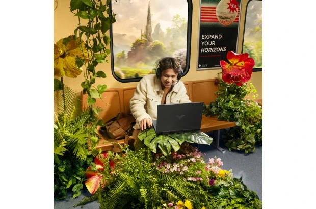 Gamingowy Laptop Victus HP 16-s0003nf / 7Z454EA / AMD Ryzen 7 / 32GB / SSD 1TB / RTX 4060 / FullHD / 144Hz / Win 11