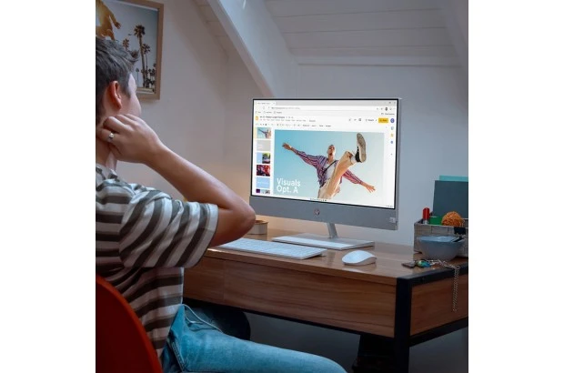 Komputer All in One HP Pavilion 24-ca2701ng / 7N3P9EA / Intel i7-13 / 32GB / SSD 1TB / Intel UHD / FullHD / Win 11 / Biały