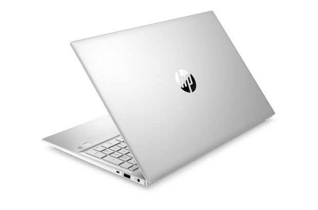 Laptop HP Pavilion 15-eh3000 / 794P2AV / AMD Ryzen 7 / 16GB / SSD 512GB / AMD Radeon / FullHD / Win 11 / Srebrny