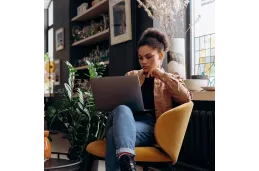 Laptop Biznesowy Lenovo ThinkPad E16 G1 / 21JTX006US / AMD Ryzen 5 / 16GB / SSD 512GB / WUXGA / Win11 Pro