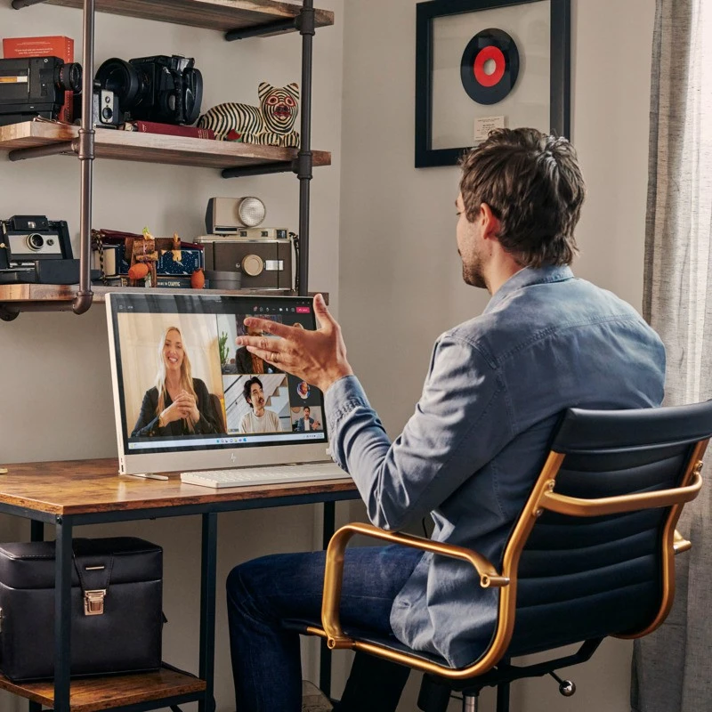 Komputer AIO HP Envy Move 24-cs0001na / 8V423EA / Intel i5-13 / 8GB / SSD 512GB / Intel UHD / QHD / Win 11 / Biały