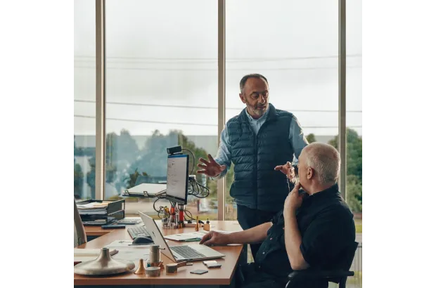 Laptop HP ProBook 450 G10 / 822Q5UT / Intel i7-13 / 8GB / SSD 512GB / Intel Xe / FullHD / Win 11 Pro / Srebrny