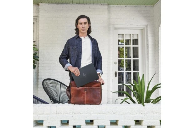 Laptop HP Spectre 14 x360 14-eu0097nr / 9C906UA / Intel Ultra 7 / 16GB / SSD 1 TB / Intel Arc / 3K / Win 11 / Niebieski