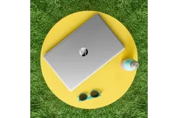 Laptop HP 17-CP3902ds / 8B0S7UA / AMD Ryzen 5 / 16GB / SSD 512GB / AMD Radeon / HD+ / Dotyk / Win 11 / Różowy