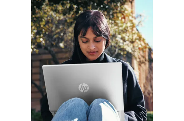 Laptop HP Pavilion Plus 14-EH0017 / 643X6UA / Intel i7-12 / 16GB / SSD 1TB / Intel XE / 3K / OLED / win 11 / Złoty