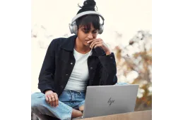 Laptop HP Pavilion Plus 14-EH0017 / 643X6UA / Intel i7-12 / 16GB / SSD 1TB / Intel XE / 3K / OLED / win 11 / Złoty