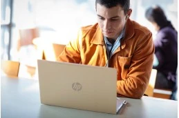 Laptop 2w1 HP 14 x360 i5 10rdz 1TB SSD FHD W11 PRO 60V06UA