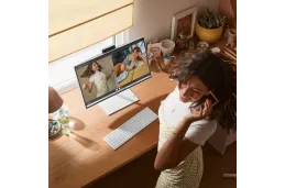 Komputer All in One HP 24-ck0020nf / 7Q9J0EA / Intel i5-12 / 16GB / SSD 512GB / Intel Xe / FullHD / Win 11 / Biały