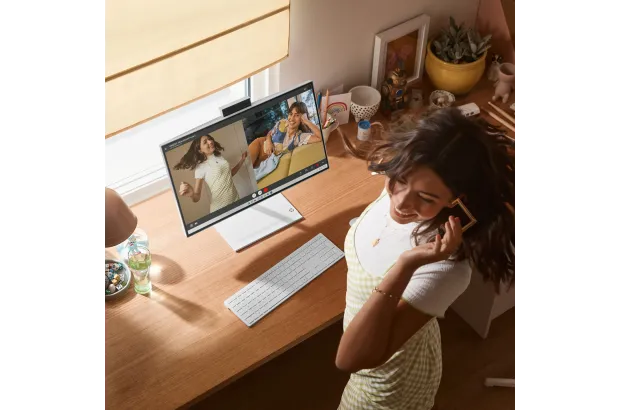 Komputer All in One HP 24-ck0020nf / 7Q9J0EA / Intel i5-12 / 16GB / SSD 512GB / Intel Xe / FullHD / Win 11 / Biały