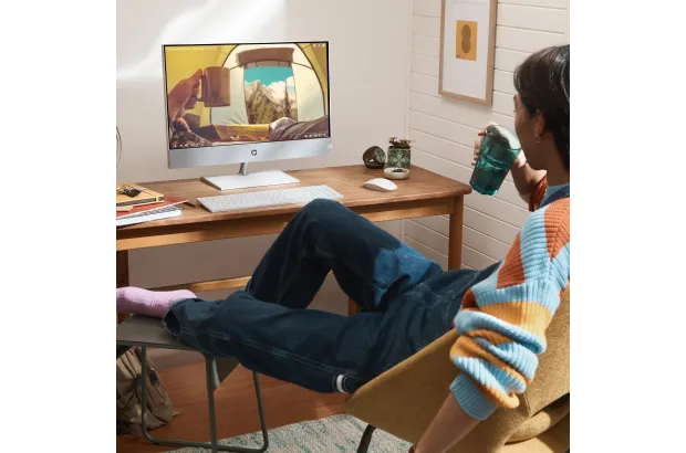 Komputer All in One HP Pavilion 27-ca2160nd / 7N4B4EA / Intel i7-13 / 16GB / SSD 1TB / Nvidia RTX 3050 / QHD / Win 11 / Biały