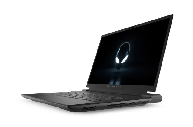 OUTLET Laptop Dell Alienware m16 R1 Core i9-13900HX / 1TB SSD / 64GB / NVIDIA RTX 4080 / 16" QHD+