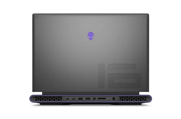 OUTLET Laptop Dell Alienware m16 R1 Core i9-13900HX / 1TB SSD / 64GB / NVIDIA RTX 4080 / 16" QHD+