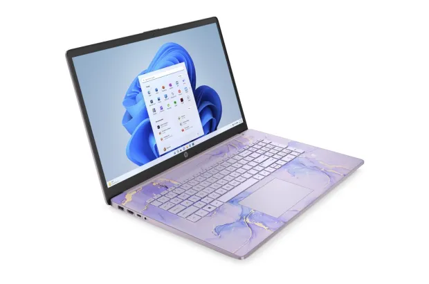Laptop HP 17-cn3609ds / 8L237UA / Intel i5-13 / 32GB / SSD 1TB / Intel Xe / HD+ / DOTYK / Win 11 / Fioletowy