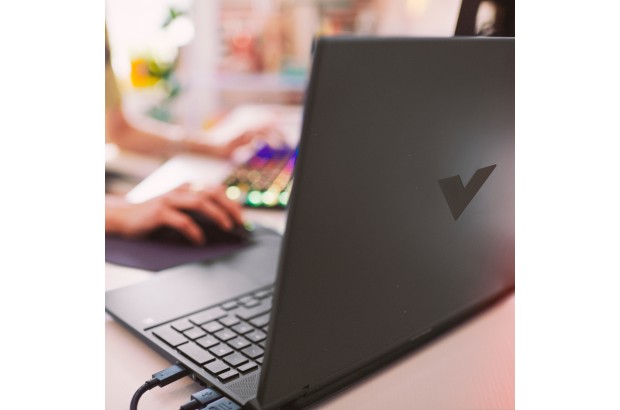 Laptop gamingowy Victus HP 15-fb2082wm / A14MNUA / AMD Ryzen 5 / 8GB / SSD 512GB / RTX 4050 / FullHD / 144Hz / Win 11