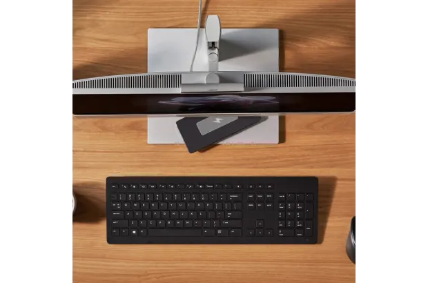 All in One HP EliteOne 840 G9 24" / 7B0P7EA / Intel i5-13 / 8GB / SSD 256GB / Intel UHD / FullHD / Win 11 Pro