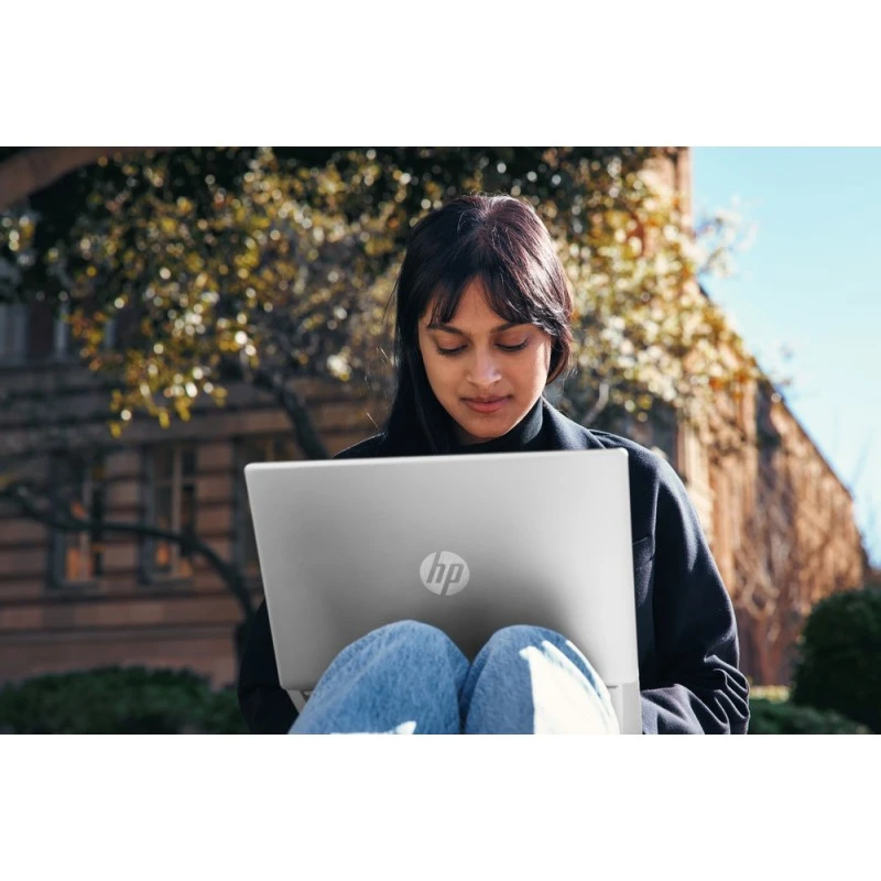 HP Pav Plus Laptop 14-eh1001nx / 8F1L2EA / Intel i7-13 / 16GB / 1TB SSD / GeForce RTX2050 4GB / 2.8K / OLED / Win 11 / Srebrny