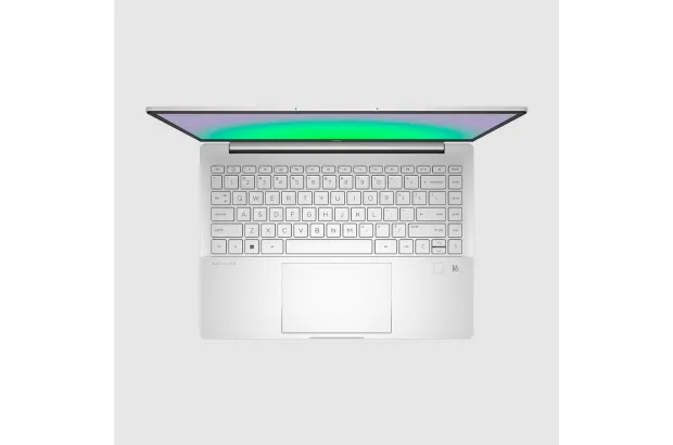 HP Pav Plus Laptop 14-eh1004nx / 8F1L5EA / Intel i5-13 / 16GB / 512B SSD / Intel Iris Xe / 2.2K UWVA / Win 11 / Srebrny