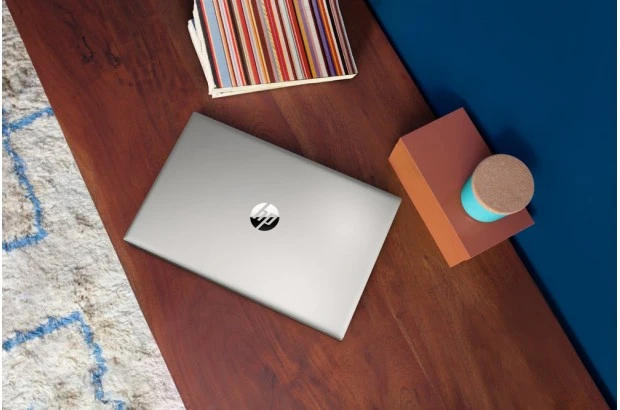 Laptop HP Pavilion 15-eg3003nx / 8F1R6EA / Intel i7-13 / 16GB / SSD 1TB / Intel Xe / FullHD / Win 11 / Srebrny