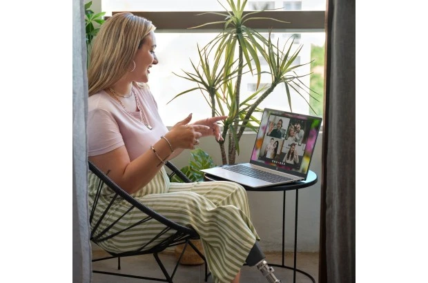 Laptop HP Pavilion 16-af0001ne / A1NW2EA / Intel Ultra 7 / 16GB / SSD 1TB / Intel Graphics / WUXGA / Win 11 / Niebieski