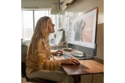 Komputer All in One HP Pavilion 32-b1000na / 7N604EA / Intel i7-13 / 32GB / SSD 1TB / Nvidia RTX 3050 / UHD / Win 11 / Czarny