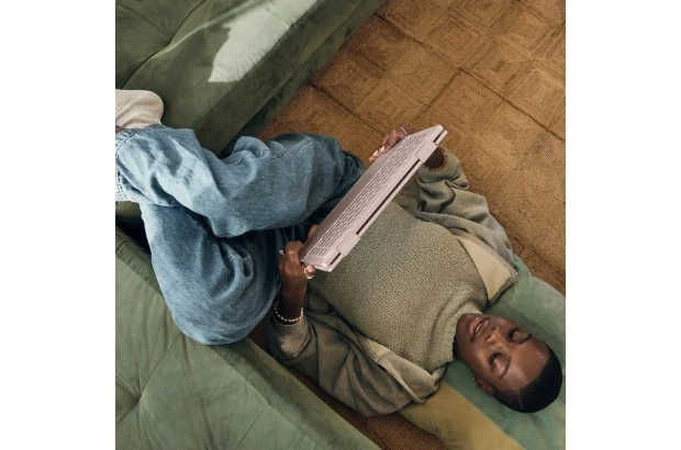 Laptop HP Pavilion X360 14-ek1000nx / 8F1R1EA / Intel Core i7-13 / 16GB / SSD 1TB / Intel Xe / FullHD / Win 11 / Dotyk / Różowy