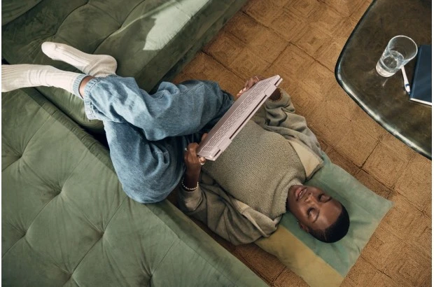 Laptop HP Pavilion X360 14-ek1000nx / 8F1R1EA / Intel Core i7-13 / 16GB / SSD 1TB / Intel Xe / FullHD / Win 11 / Dotyk / Różowy