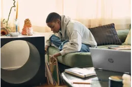 Laptop HP Pavilion X360 14-ek2021ne / A19Y9EA / Core 7 / 16GB / SSD 512GB / Intel Xe / FullHD / Win 11 / Dotyk / Srebrny