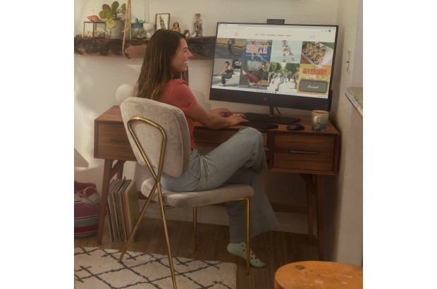 Komputer All in One HP Pavilion 32-b1000na / 7N604EA / Intel i7-13 / 32GB / SSD 2TB / Nvidia RTX 3050 / UHD / Win 11 / Czarny