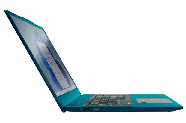 Laptop Gateway GWTN156 Ultra Slim / GWNR71517-BL / AMD Ryzen 7 / 8GB / SSD 512GB / AMD Radeon / FullHD / Win 11 / Niebieski