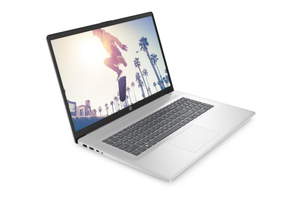 Laptop HP 17-cn3097nr / 7X329UA / Intel i7-13 / 32GB / SSD 512GB + HDD 1TB / Intel Xe / FullHD / Win 11 Pro / Srebrny