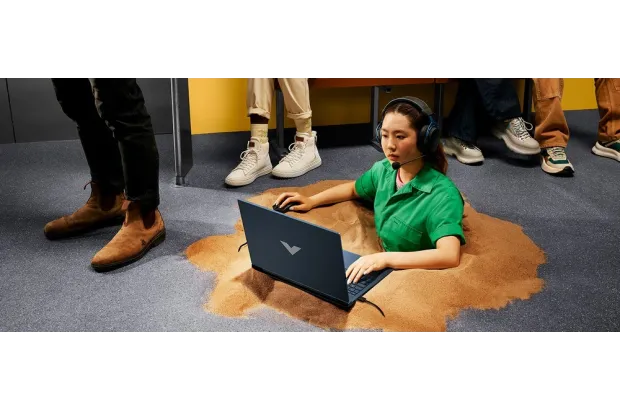 Laptop HP Victus 16-r0157nw / 948H1EA / Intel i5-13 / 32GB / SSD 2TB / Nvdia RTX 4050 / FullHD / 144Hz / Win 11 / Niebieski