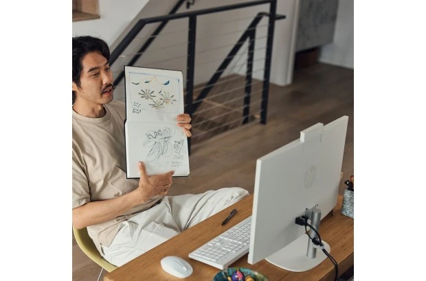 All in One HP 24-cr0003nx / 8F8Q0EA / Intel i7-13 / 16GB / SSD 512GB / Intel Xe / FullHD / Win 11 / Biały