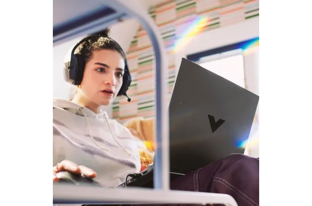 Gamingowy Laptop HP Victus 15-fb2694nw / A58SZEA / AMD Ryzen 7 / 16GB / SSD 1TB / Nvidia RTX 4060 / FullHD / 144Hz / Win11