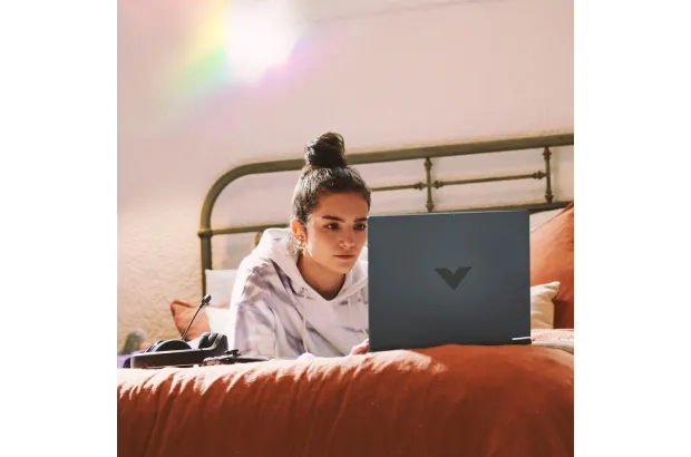 Gamingowy Laptop HP Victus 15-fb2236nw / A58SSEA / AMD Ryzen 7 / 16GB / SSD 512GB / Nvidia RTX 4050 / FullHD / 144Hz / FreeDos