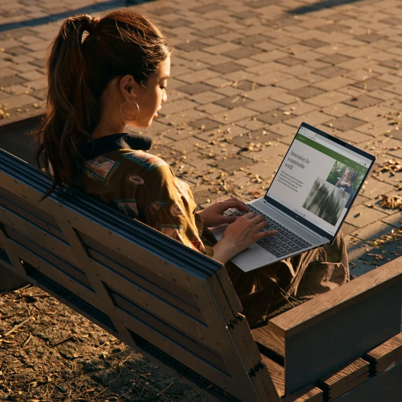 Laptop HP Pavilion 16-ab1044nn / A12SHEA / Intel Ultra 7 / 32GB / SSD 1TB / Intel Graphics / WQXGA / 120Hz / Win 11 Pro