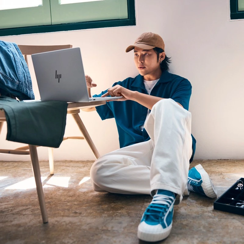 Laptop HP Pavilion Plus 14-ew1054nw / A01F5EA / Intel Core Ultra 5 / 16GB / 512 GB / Intel Arc / 3K OLED / 120Hz / Win 11